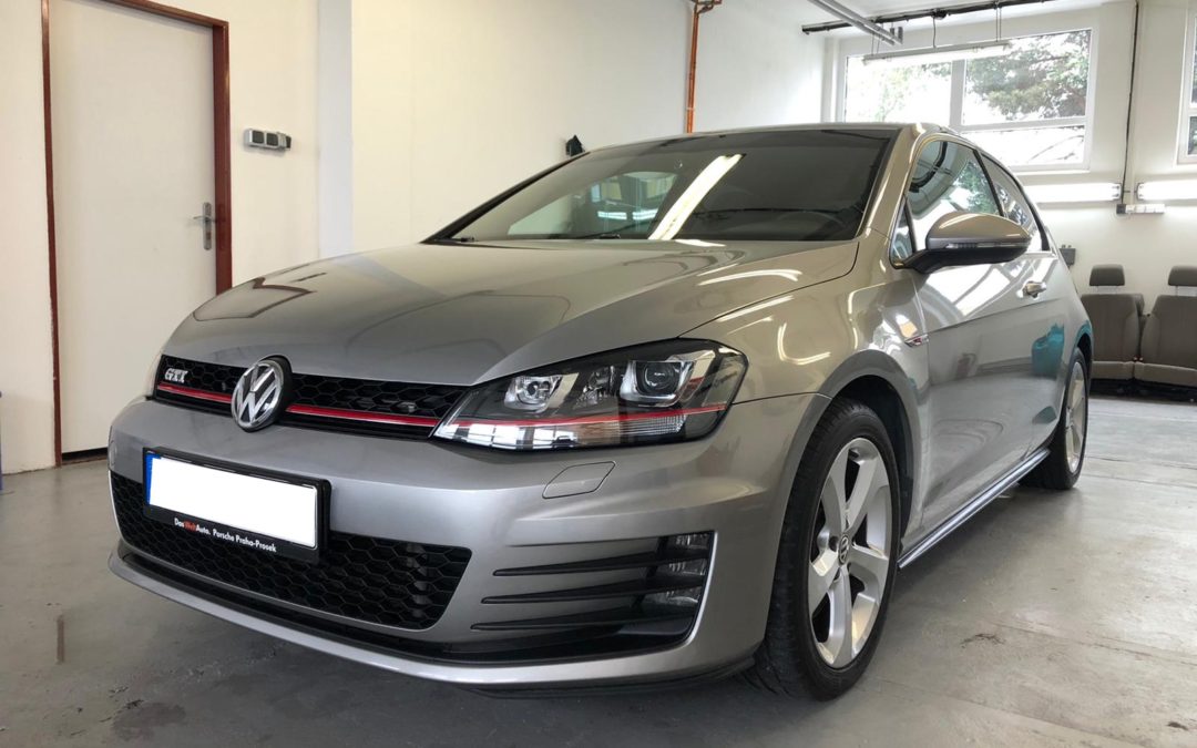 Volkswagen Golf GTI