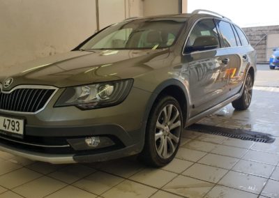 Leštění laku ŠKODA SUPERB SCOUT