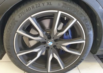 Voskování a leštění laku BMW X7