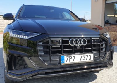 Leštění laku a voskování auta AUDI Q8