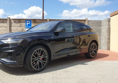 Leštění laku a voskování auta AUDI Q8