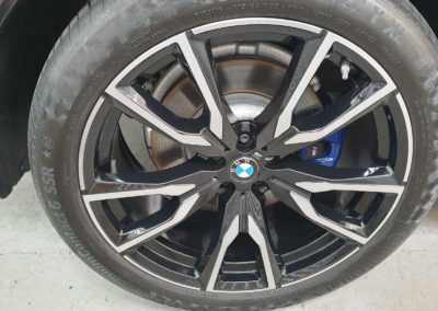 Voskování a leštění laku BMW X7