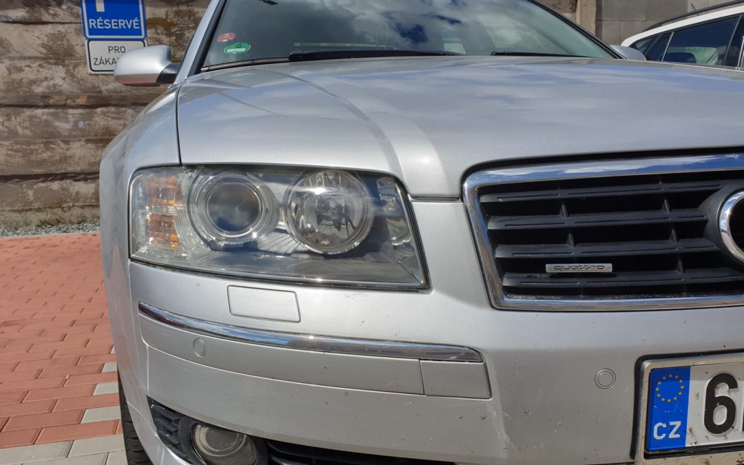 AUDI A8