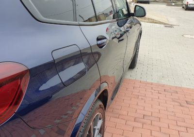 Keramická ochrana laku a leštění auta BMW X5 nádrž