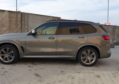 BMW X5 Renovace laku pohled levý bok