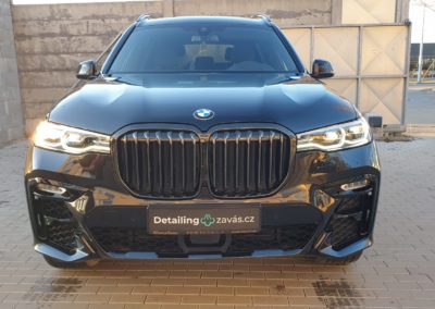 BMW X7 - Pohled zepředu