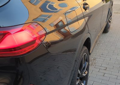 BMW X7 - Pohled na pravé zadní světlo